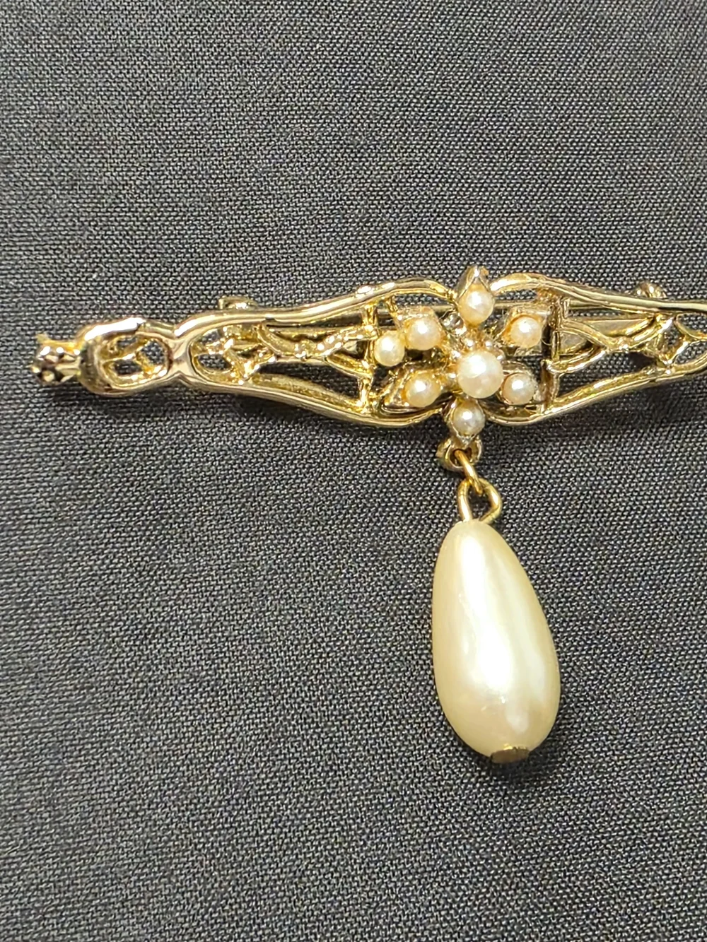 Estate Gold Tone - Victorian Design Pearl Drop Bar Brooch - 296